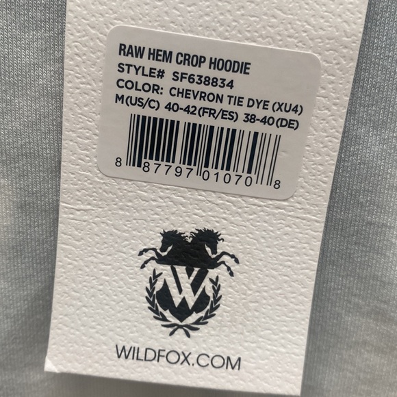 NWT 🩵 Wildfox Raw Hem Crop Hoodie. Medium. - Picture 8 of 9